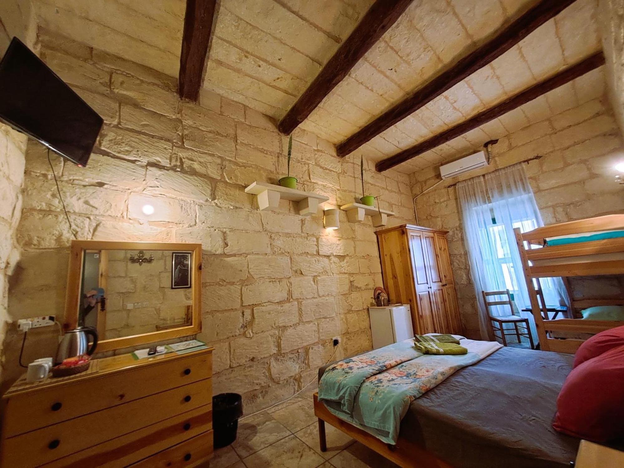 Happy & Healthy Gozo, Self-Check-In Guest House Victoria Exterior foto