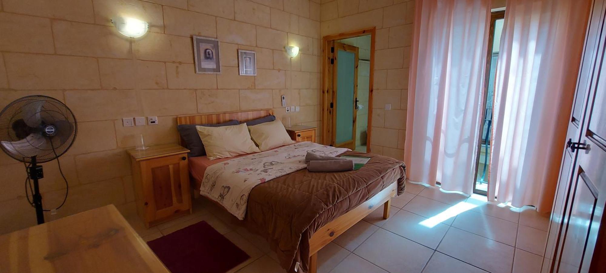 Happy & Healthy Gozo, Self-Check-In Guest House Victoria Habitación foto