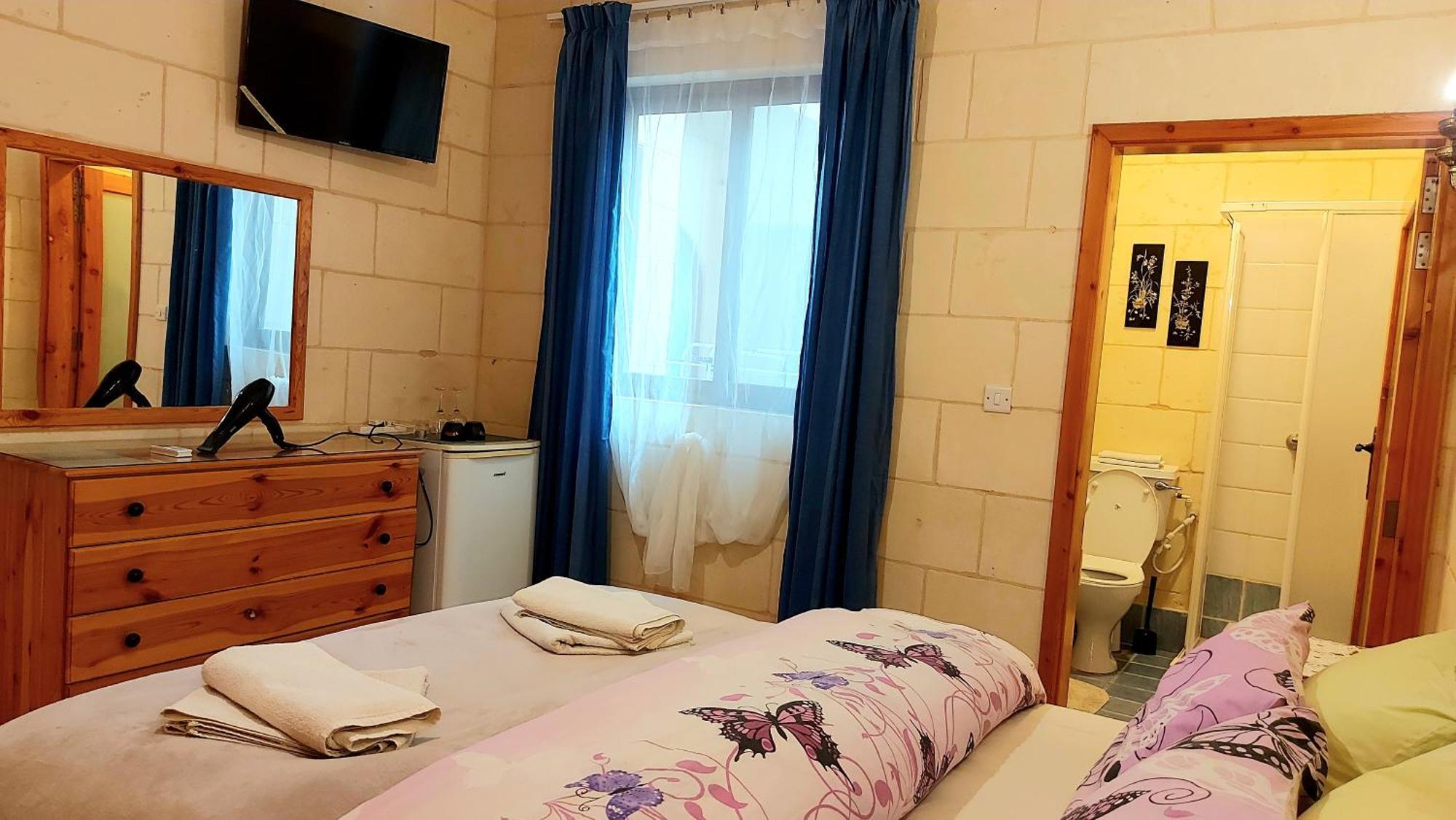Happy & Healthy Gozo, Self-Check-In Guest House Victoria Habitación foto