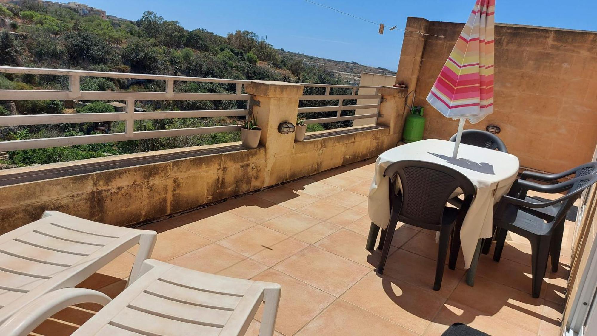 Happy & Healthy Gozo, Self-Check-In Guest House Victoria Habitación foto