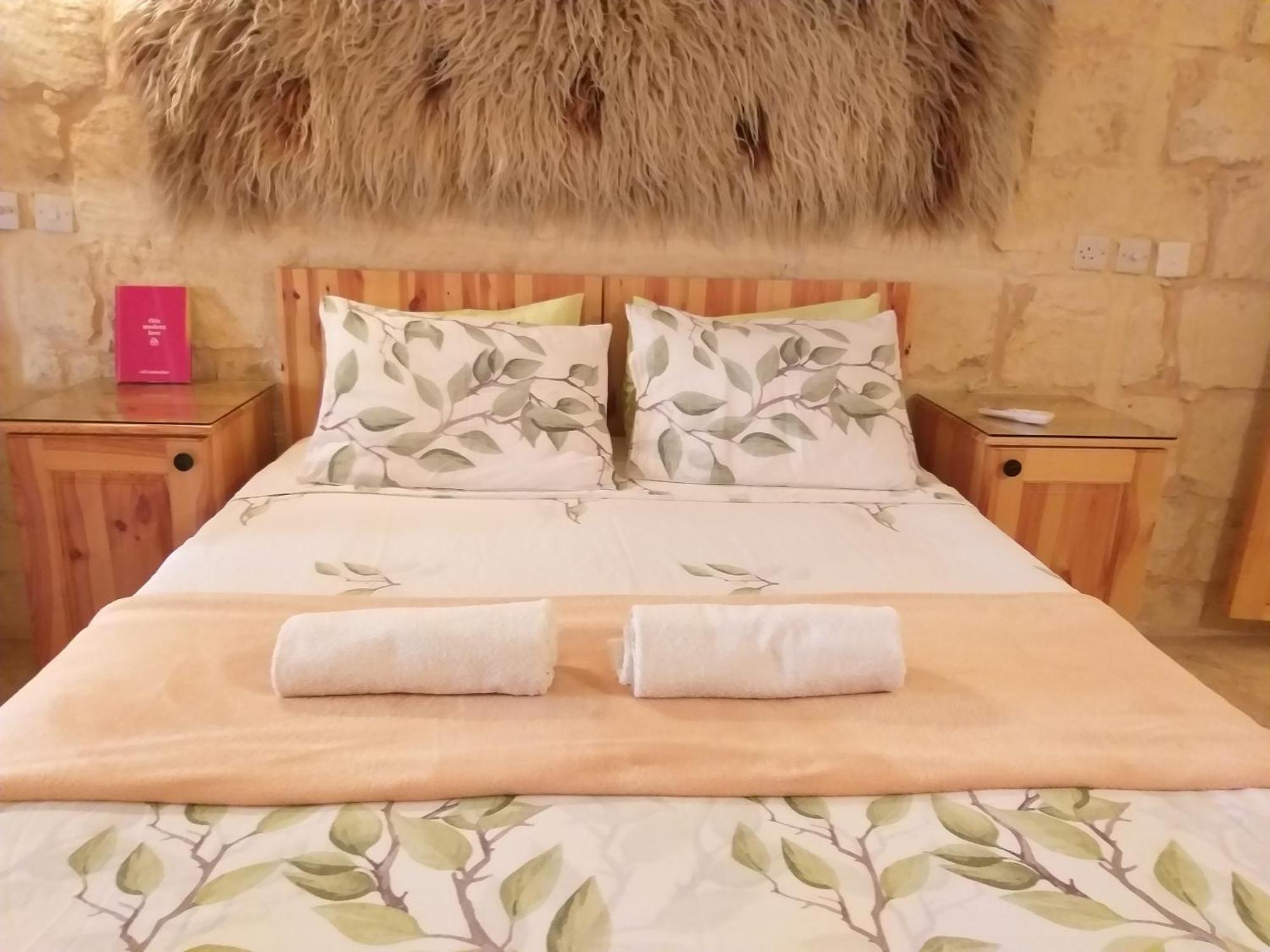 Happy & Healthy Gozo, Self-Check-In Guest House Victoria Habitación foto