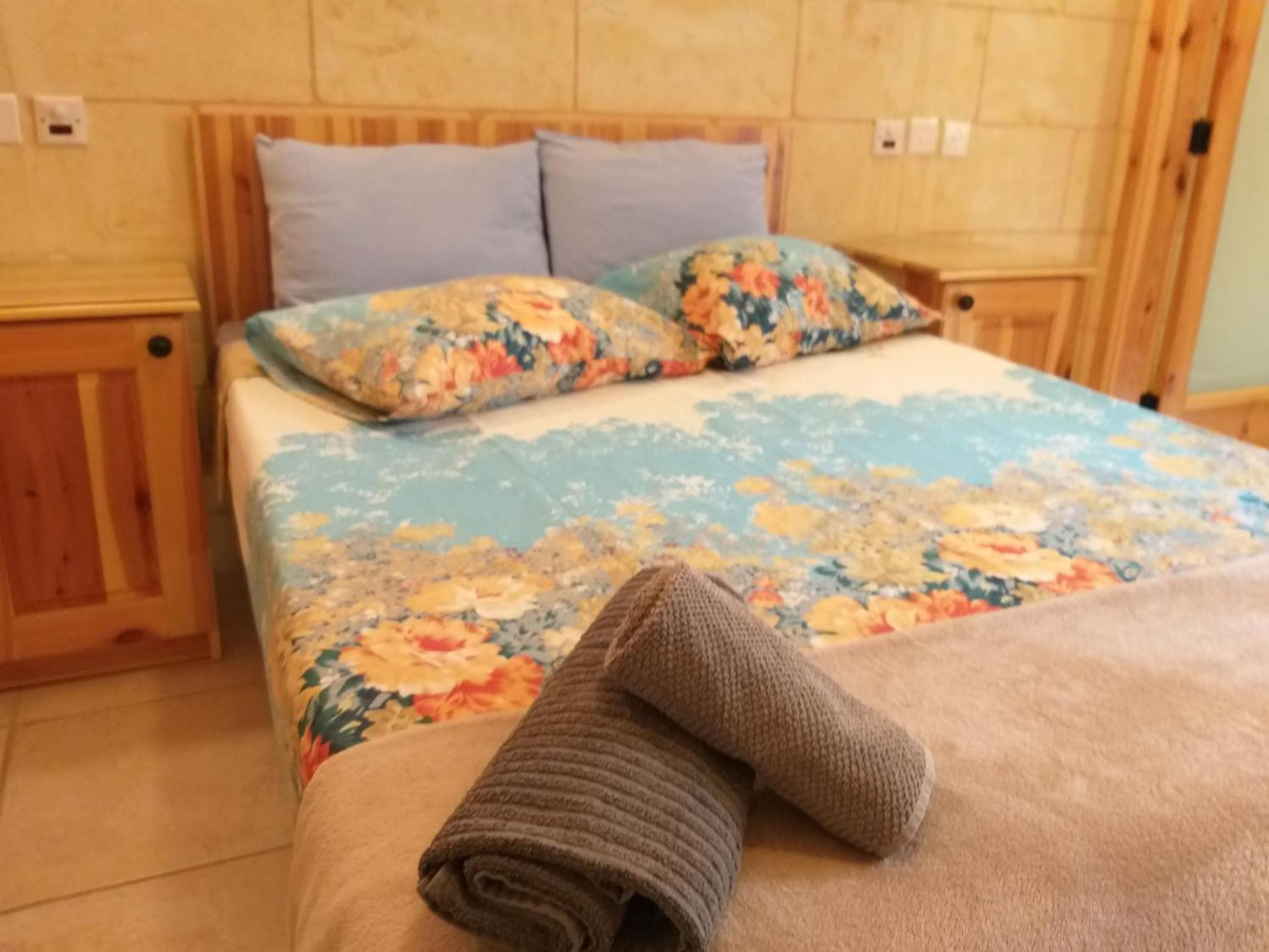 Happy & Healthy Gozo, Self-Check-In Guest House Victoria Habitación foto